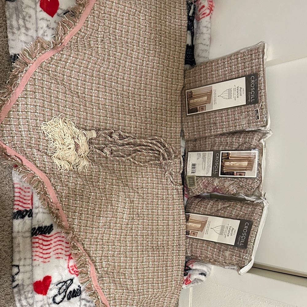 Croscill Pink and Green Ascot Valance